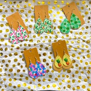 New lot of super fun and colorful summer earrings! 5 total, sold together.